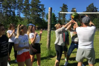Võitjad tähistavad